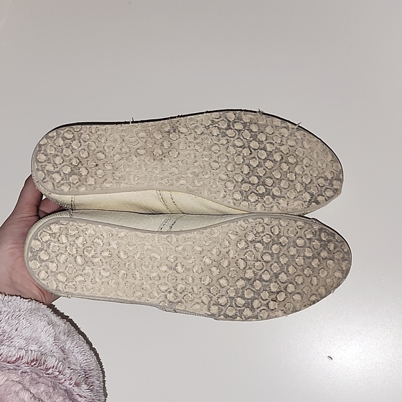 Wedding Toms- pure sparkly white toms, wedding edition, size 7, wore once - Picture 6 of 6